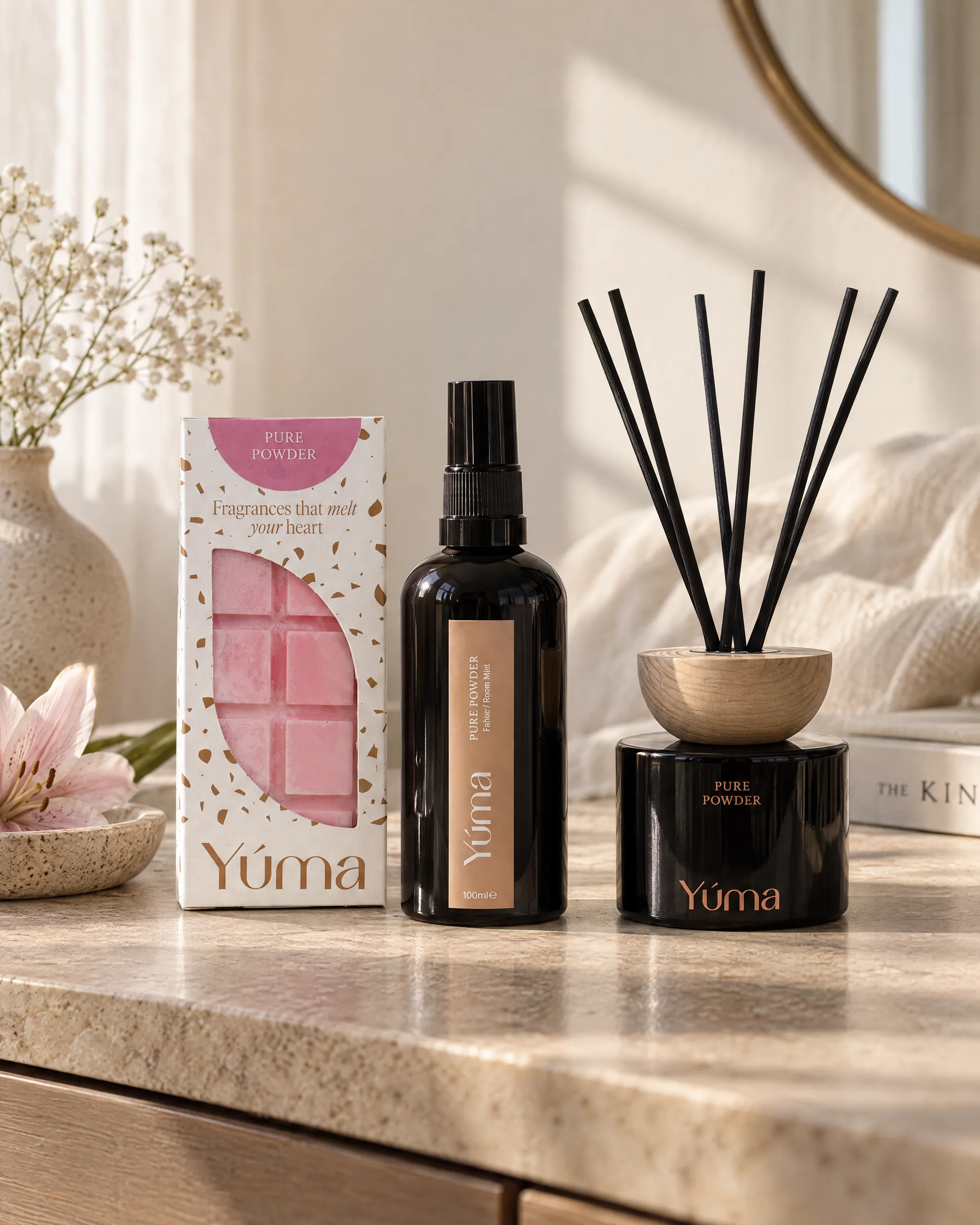 Yúma Bedroom Set in a home setting.