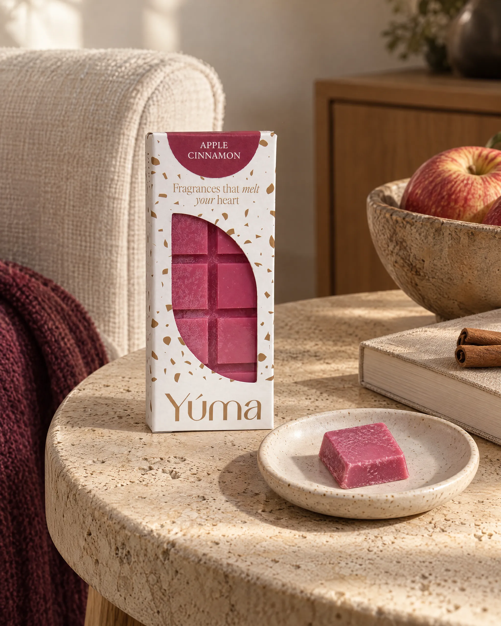 Yúma Apple Cinnamon Snap Bar in a home setting.