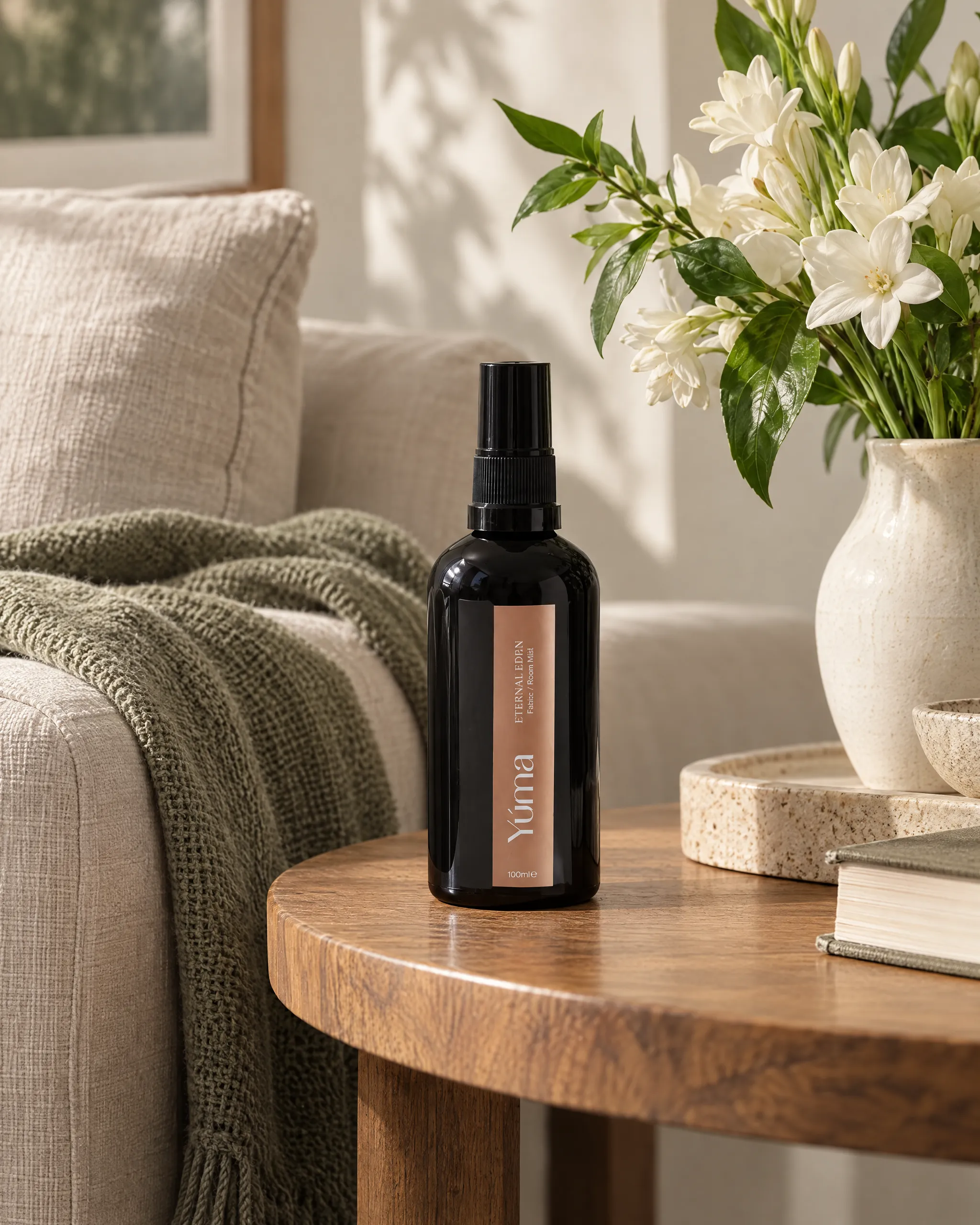 Yúma Eternal Eden Fabric/Room Mist in a home setting.